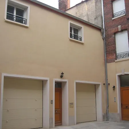 Champagne - Le Duplex - Le Loft - L'atelier - Le Cosy *