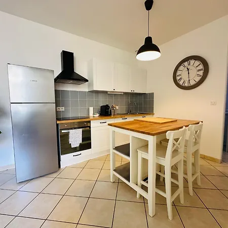 Champagne - Le Duplex - Le Loft - L'atelier - Le Cosy Apartment *
